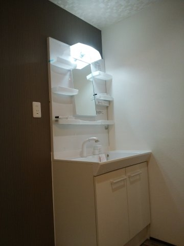 ひがしレジデンスの独立洗面台