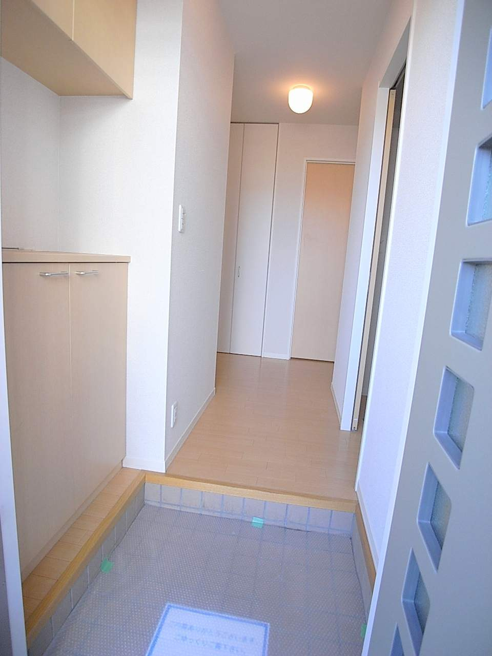 ウイングタウンの玄関