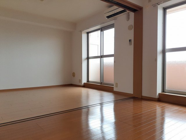 Ｇｏｏｄ　ｈｉｌｌⅡの居間・リビング