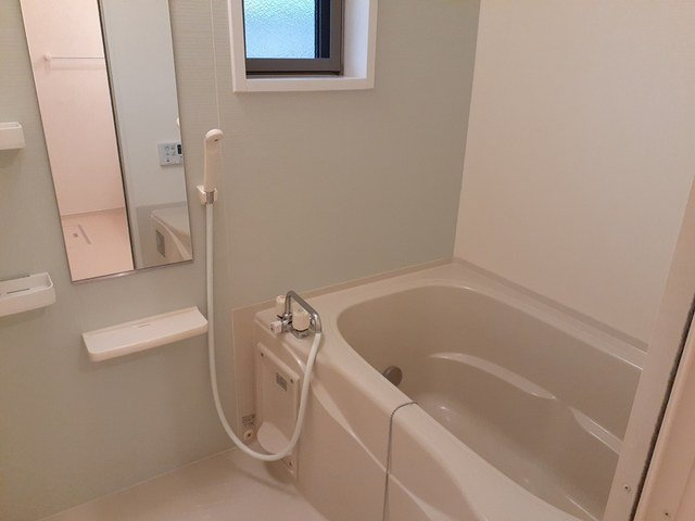 アンジュ・ブローテＢの浴室