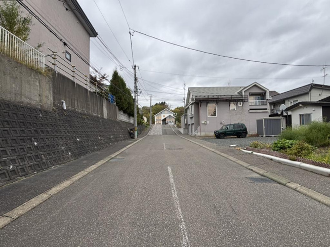 【前面道路含む現地写真】 | 北見市清見町７４番地２４　中古売家