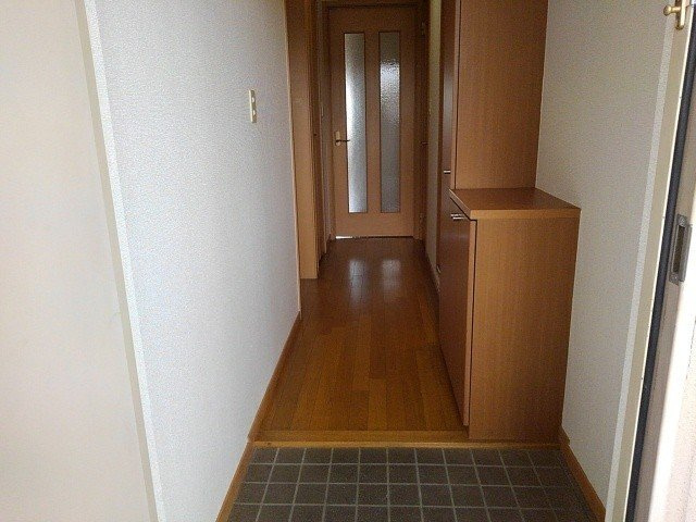 エトワール城東の玄関