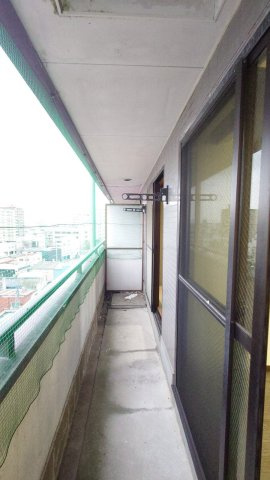 協栄マンションOYAMAのバルコニー|※同間取りの701号室の写真です