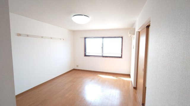 マロンフィールド美しが丘の居間・リビング