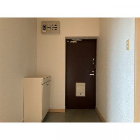 ガーデンムツミAの玄関