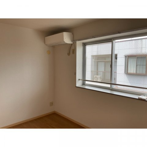 ガーデンムツミAの居間・リビング