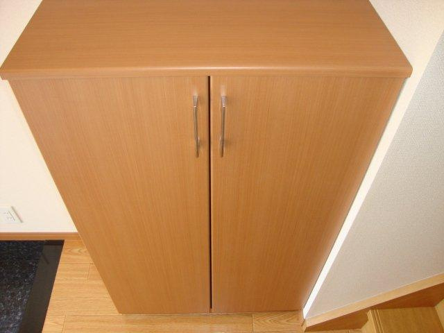 ルピナス・彩の収納|下駄箱（イメージ）