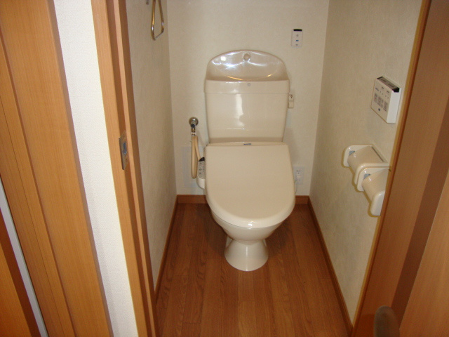 ルピナス・彩のトイレ|シャワー付トイレ