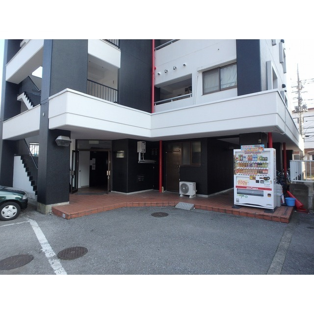 ヴァンデュール上大曽　旧前橋マンションの外観