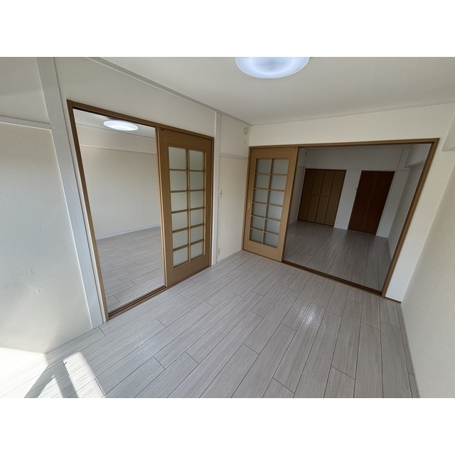 ヴァンデュール上大曽　旧前橋マンションの居間・リビング