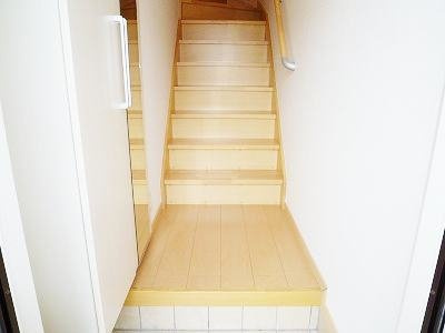 マリッチＹＳ．壱番館の玄関