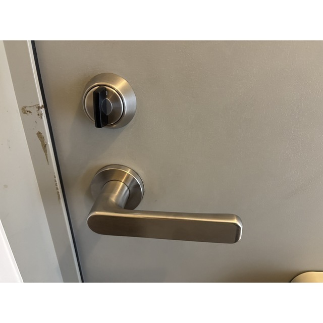 セジュール滝の原Aの玄関