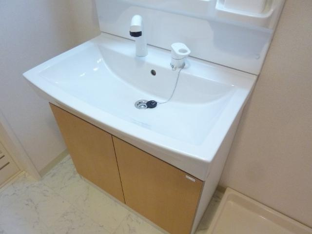 鹿沼市緑町２丁目のアパートの洗面所|洗髪洗面化粧台