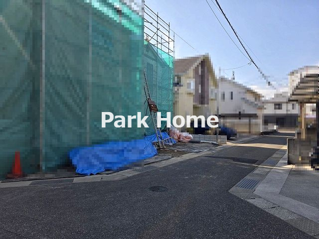 高知市鴨部2丁目 -2棟1号棟- 新築戸建ての前面道路含む現地写真