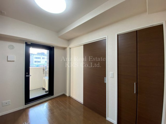 【寝室】 | LA MAISON VERTE | 3.8帖の寝室部分です！WICはこの部屋にあります！