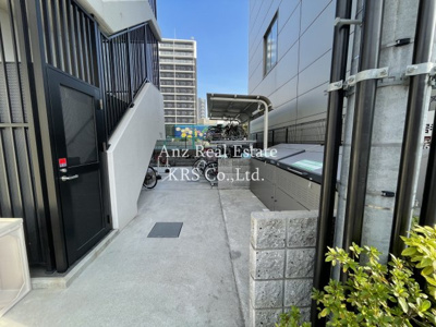 【その他】 | LA MAISON VERTE | 屋根付きの駐輪場です！