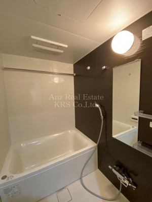 【浴室】 | LA MAISON VERTE | 浴室乾燥機は湿気を排しカビ防止に大活躍！