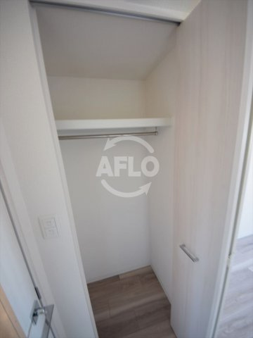 プレサンス立売堀パークシティの収納|プレサンス立売堀パークシティ　クローゼット（階数で色の違いあり）