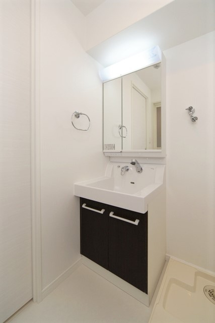 エンクレスト平尾Ⅱの洗面所|脱衣スペースもあります