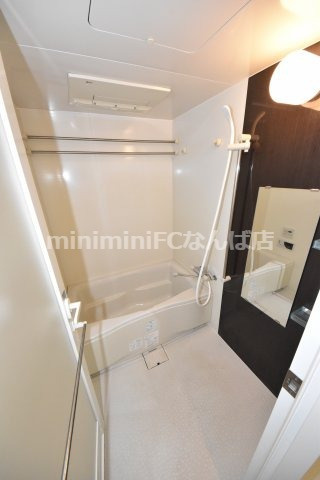 サムティ難波グレイスの浴室