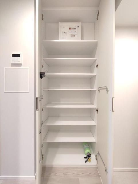 クロスレジデンス高田馬場の収納