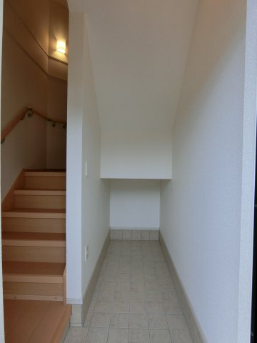 ラベンダー　Ａの玄関