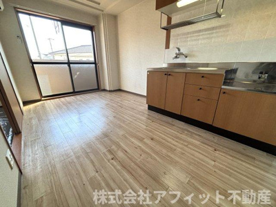 【居間・リビング】 | ミレニアム・ハイム1号館