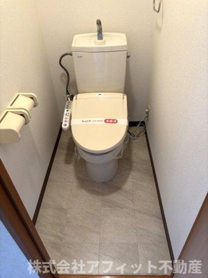 【トイレ】 | ミレニアム・ハイム1号館 | 温水洗浄暖房便座