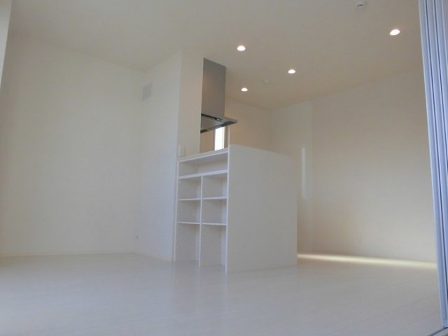 シン・オオヌキソウの居間・リビング