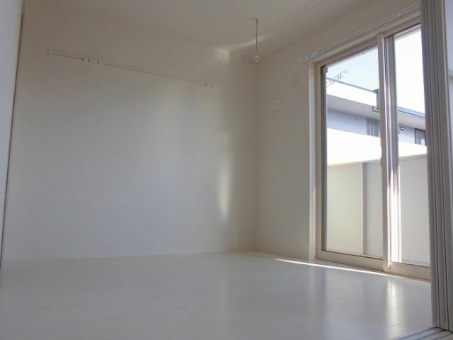 シン・オオヌキソウの寝室