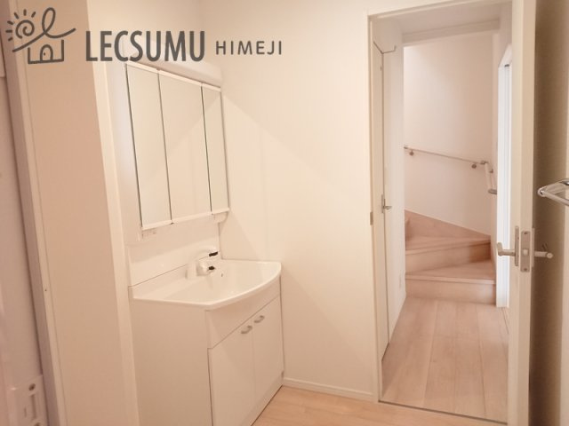 赤穂市片浜町第1／全4棟の独立洗面台|同社施工例