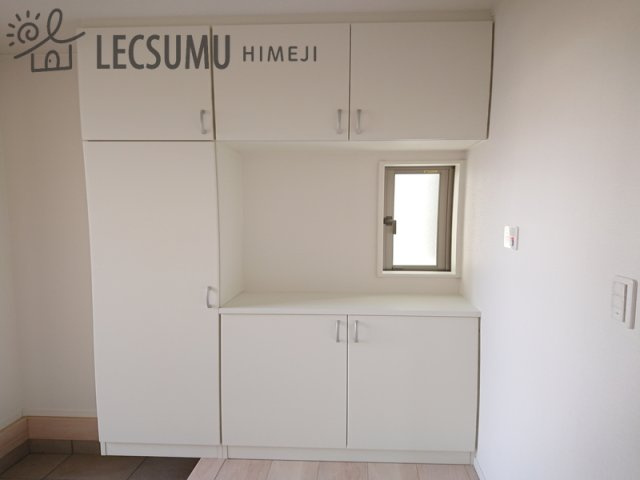 赤穂市片浜町第1／全4棟の玄関|同社施工例