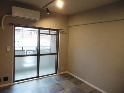 【居間・リビング】 | ホワイトキャッスル大橋壱番館