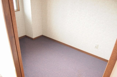 【その他】 | シャトー三島 | 洋室