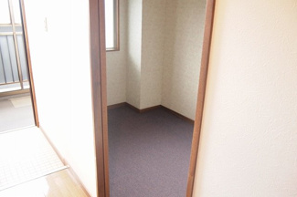 【その他】 | シャトー三島 | 洋室