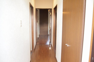 【玄関】 | シャトー三島 | 廊下
