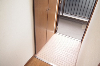 【玄関】 | シャトー三島 | 玄関