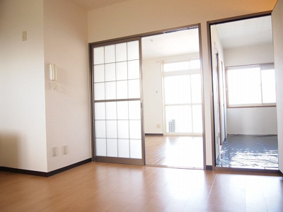 【居間・リビング】 | ヴィラージュ島田 | ＤＫ