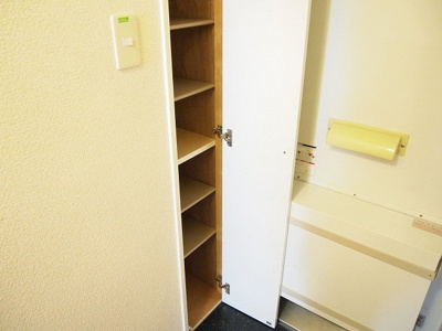 【玄関】 | レオパレス　HALF　MOON | 下駄箱