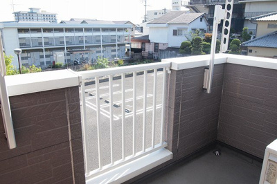 【バルコニー】 | フォンテーヌＮ－2 | バルコニー