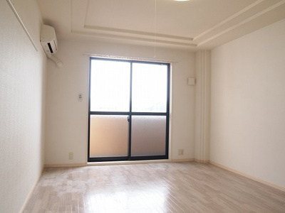 【内装】 | ゴールド・クレスト | 洋室