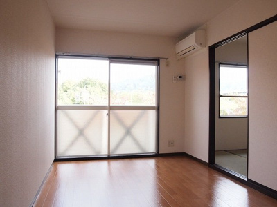 【内装】 | プレミール | 洋室