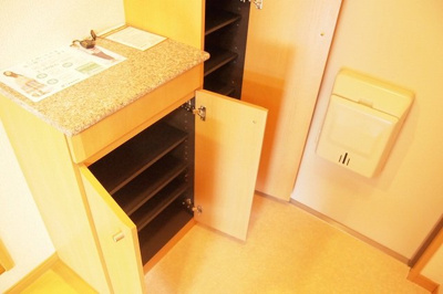 【玄関】 | アンソレイエ | 下駄箱