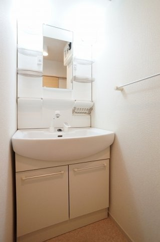 ネオプリンスの洗面所|広い洗面スペース