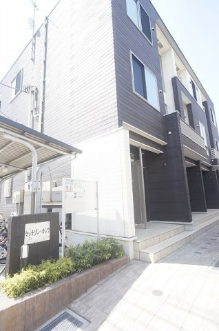 セッチソン・カシワのエントランス|毎日通るエントランスはこのようになっています