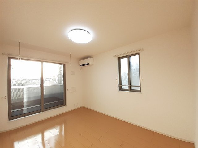 セッチソン・カシワの居間・リビング|ゆったりとした居間です