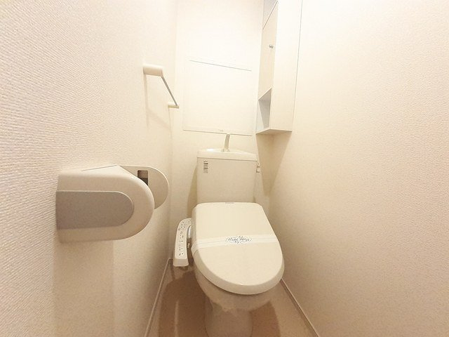 ブレイブコートⅡのトイレ|コンパクトで使いやすいトイレです