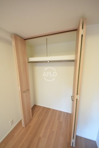 スマートカーサ伏見町の収納|スマートカーサ伏見町　クロゼット