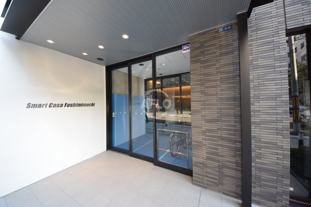 スマートカーサ伏見町のエントランス|スマートカーサ伏見町　エントランス