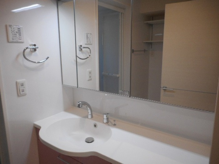 リヴェールの洗面所